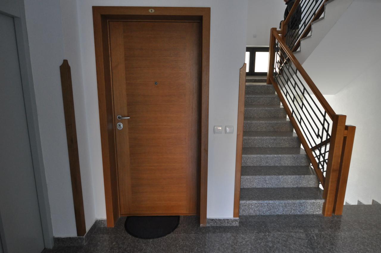Alex 2 Apartman Vrnjačka Banja Екстериор снимка